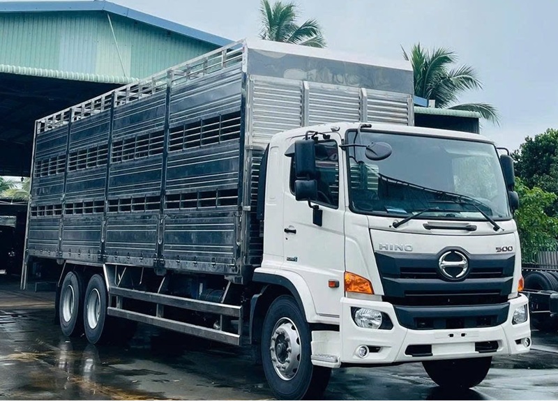 XE CHỞ GIA SÚC 3 SÀN HINO FM8JW8A-HXV EURO5